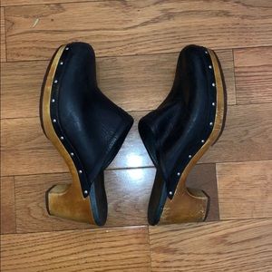 Ugg black mules 8
